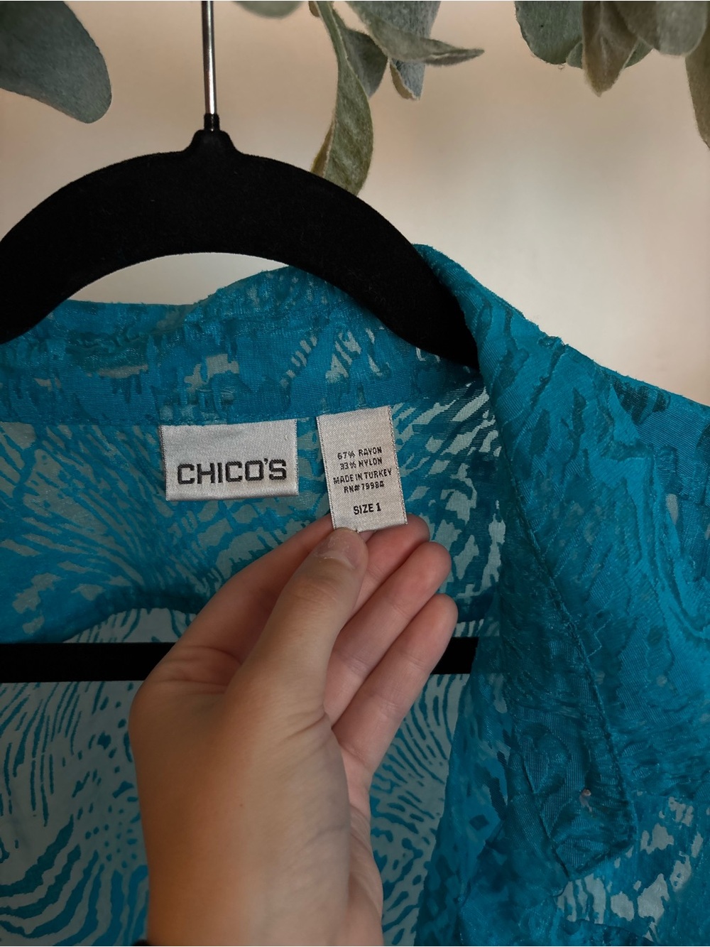 Chicos Top - Picture 2 of 4